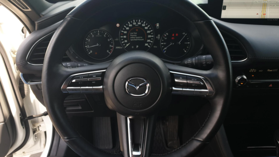 MAZDA 3 3 2.0 mHEV Kanjo aut