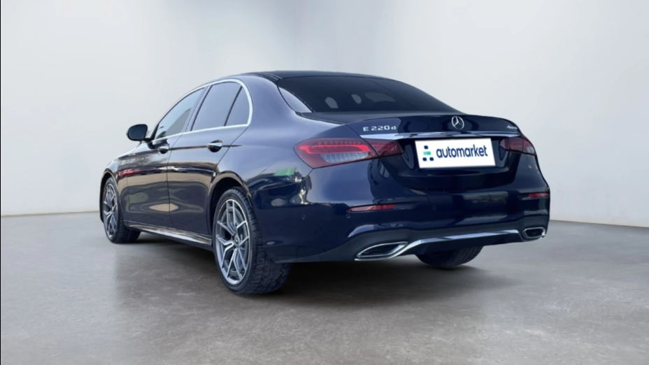 MERCEDES-BENZ E Klasa E 220 d 4-Matic AMG