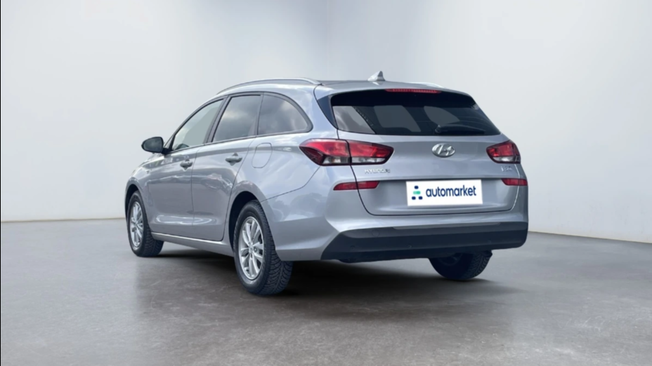 HYUNDAI i30 i30 1.5 DPI Classic +