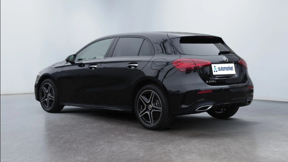 MERCEDES-BENZ A Klasa A 250 e AMG Line 8G-DCT