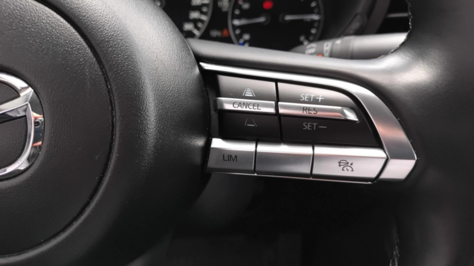 MAZDA 3 3 2.0 mHEV Kanjo aut