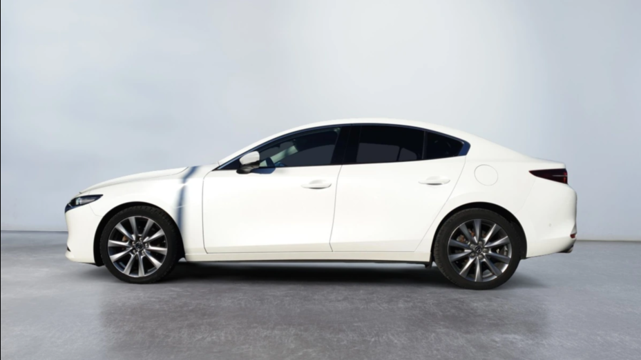 MAZDA 3 3 2.0 mHEV Hikari aut