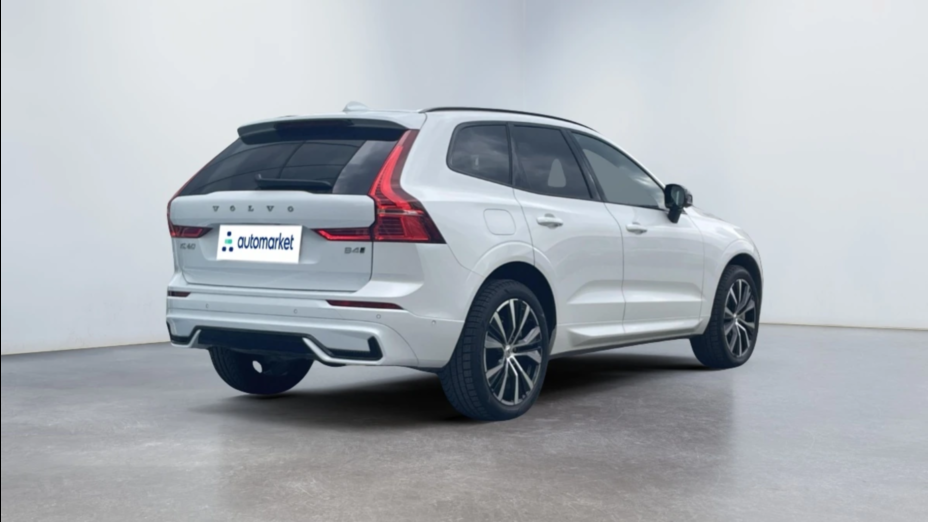 VOLVO XC60 XC60 B4 D AWD Ultimate Dark aut