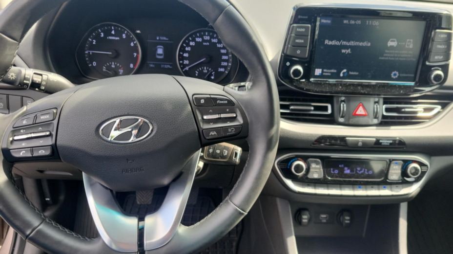 HYUNDAI i30 i30 1.0 T-GDI Smart