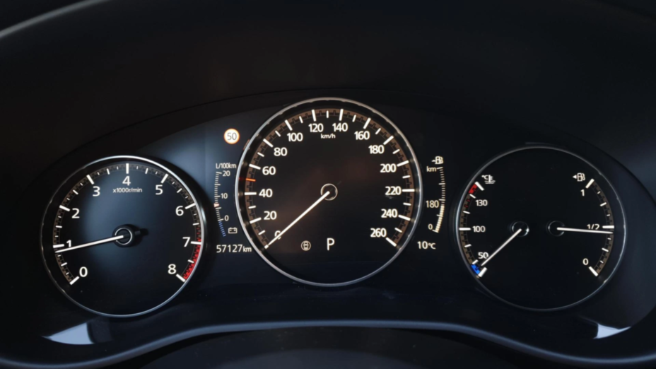 MAZDA 3 3 2.0 mHEV Hikari aut