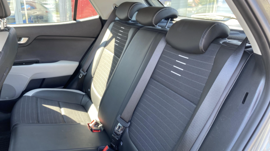 KIA Stonic Stonic 1.0 T-GDI mHEV L