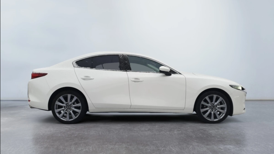 MAZDA 3 3 2.0 mHEV Hikari aut