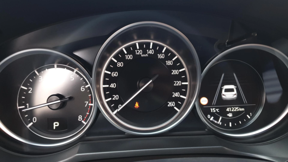 MAZDA 6 6 2.0 Center-Line aut