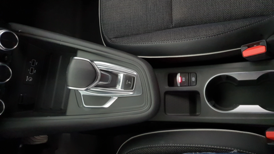 RENAULT Captur Captur 1.6 E-TECH Plug-In Techno
