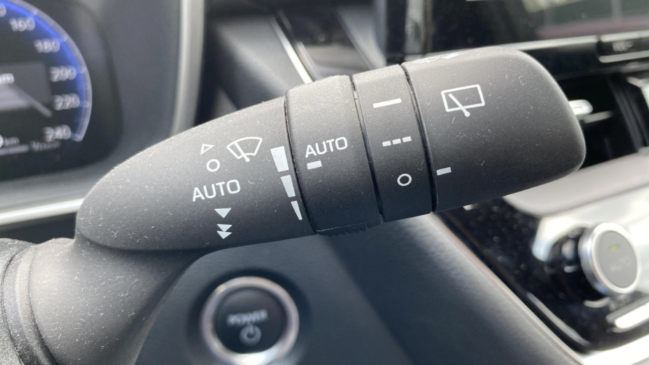 SUZUKI Swace Swace 1.8 Hybrid Elegance CVT