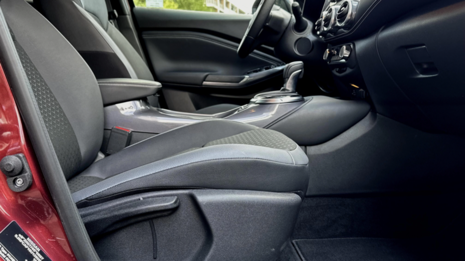 NISSAN Juke Juke 1.6 Hybrid N-Connecta AMT