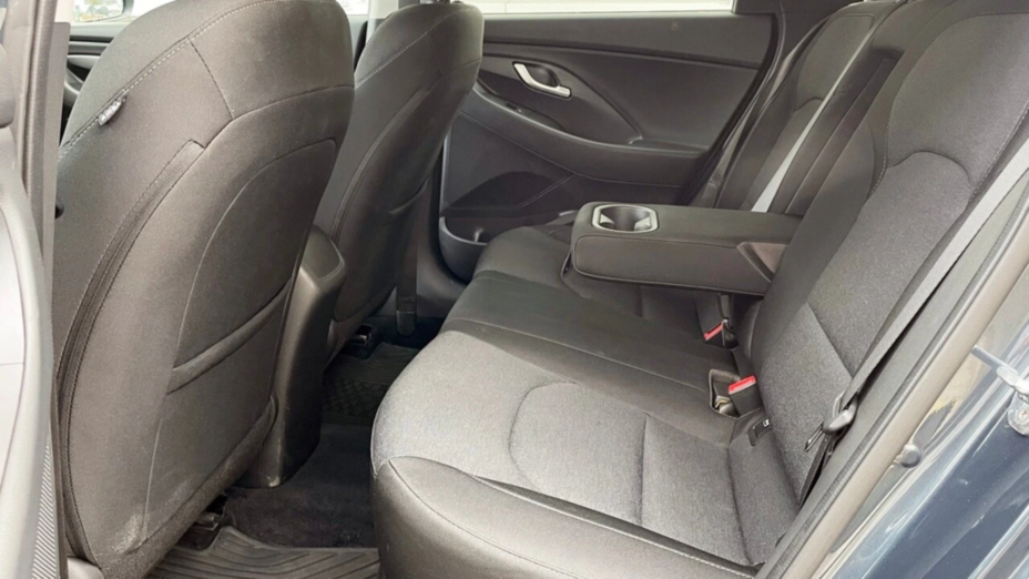 HYUNDAI i30 i30 1.0 T-GDI Smart
