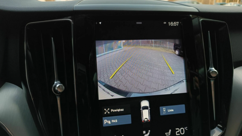 VOLVO XC60 XC60 T4 Momentum Pro aut