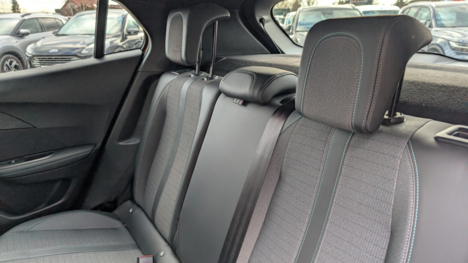 PEUGEOT 2008 2008 1.2 PureTech Active S&S