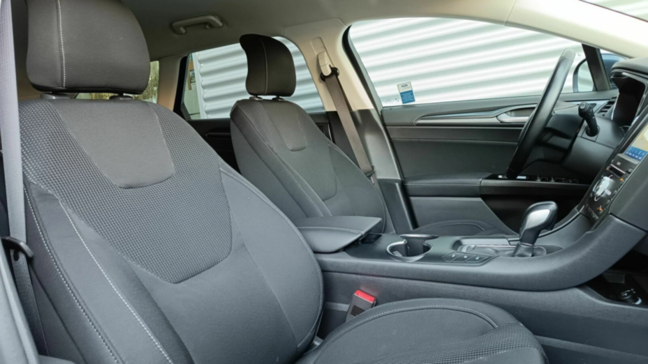 FORD Mondeo Mondeo 2.0 Hybrid Titanium