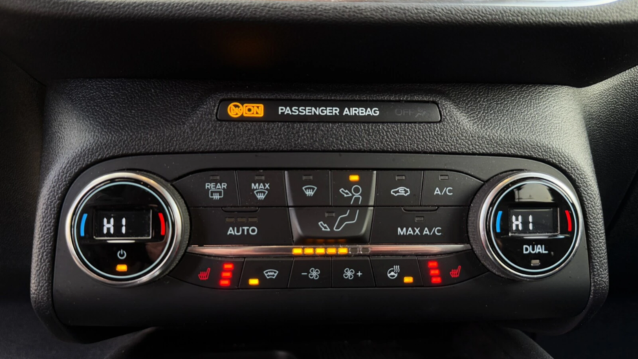 FORD Kuga Kuga 2.5 FHEV FWD Titanium