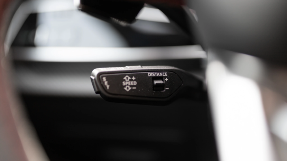 AUDI Q8 RS Q8 TFSI mHEV Quattro Tiptronic