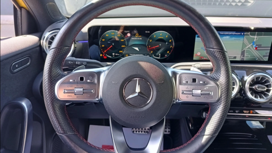 MERCEDES-BENZ A Klasa A 250 7G-DCT