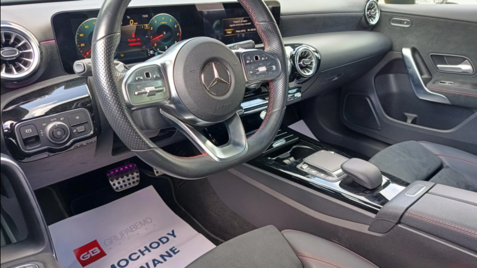 MERCEDES-BENZ A Klasa A 250 7G-DCT