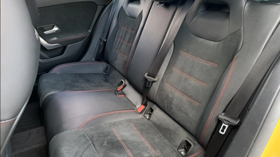 MERCEDES-BENZ A Klasa A 250 7G-DCT