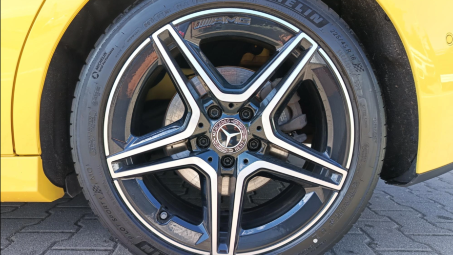 MERCEDES-BENZ A Klasa A 250 7G-DCT