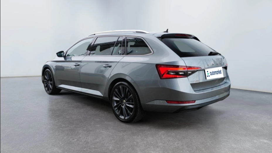 SKODA Superb Superb 2.0 TDI SCR Style DSG