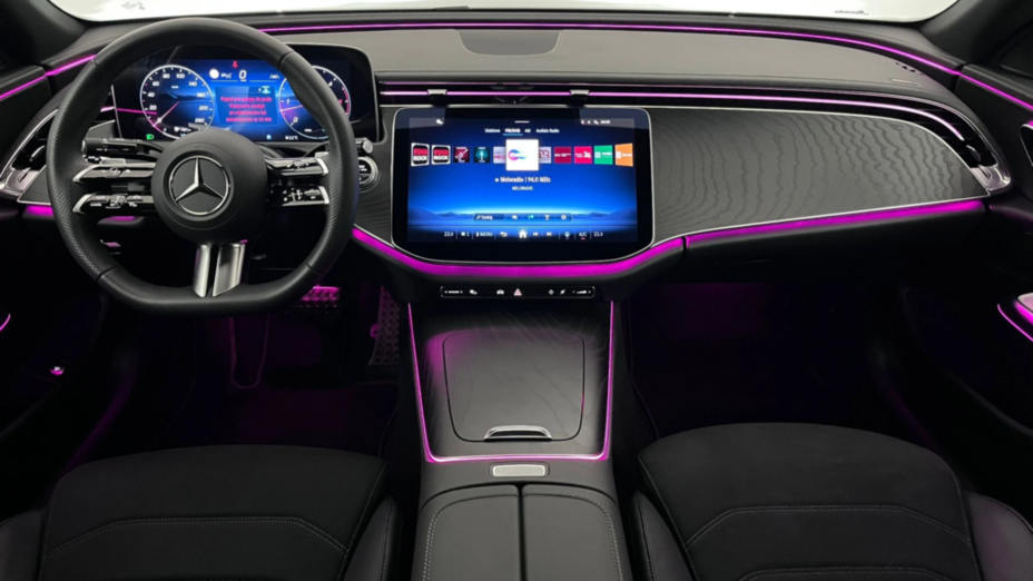 MERCEDES-BENZ E Klasa E 220 d mHEV 4-Matic AMG 9G-Tronic
