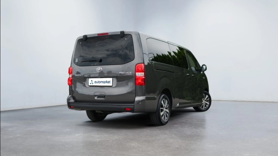 TOYOTA Proace Verso Proace Verso 2.0 D4-D Long VIP Aut.