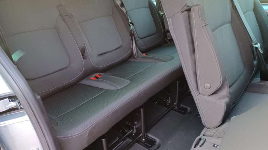 RENAULT Trafic Trafic Kombi 2.0 Blue dCi L2 Equilibre Nowy