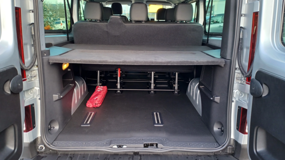 RENAULT Trafic Trafic Kombi 2.0 Blue dCi L2 Equilibre Nowy