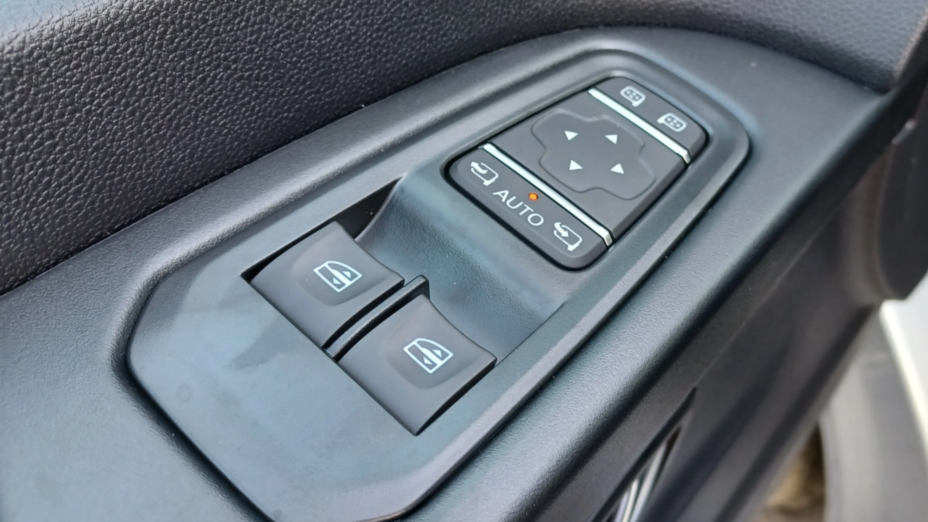RENAULT Trafic Trafic Kombi 2.0 Blue dCi L2 Equilibre Nowy