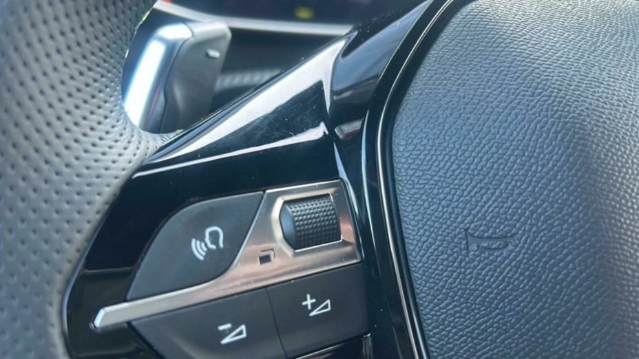 PEUGEOT 2008 2008 PureTech mHEV GT e-DCS6