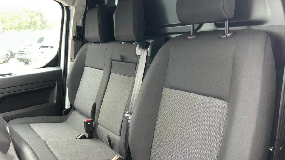 OPEL Vivaro Vivaro 1.5 CDTI Long 2,7t Nowy