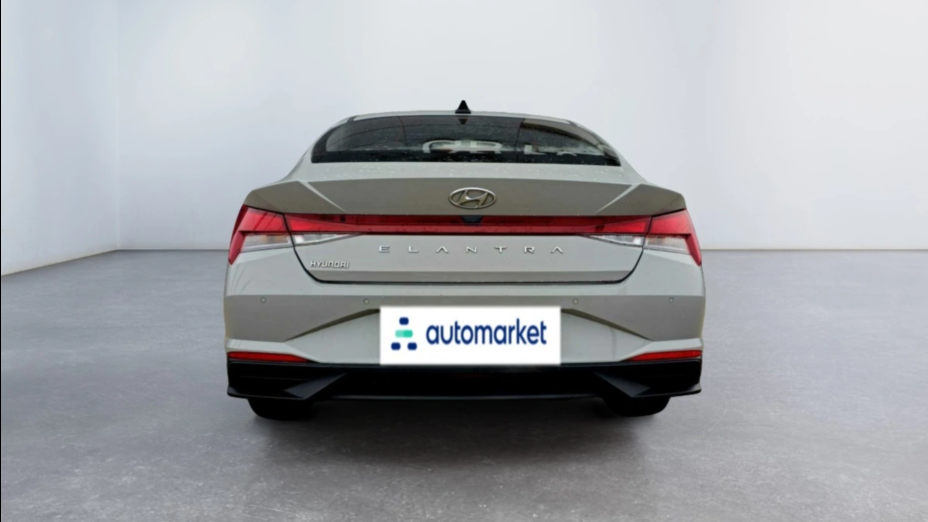 HYUNDAI Elantra Elantra 1.6 Modern