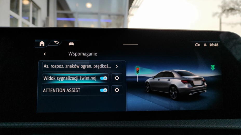 MERCEDES-BENZ A Klasa A 200 AMG Line 7G-DCT