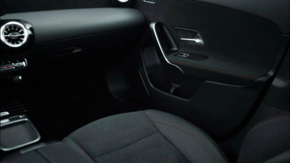 MERCEDES-BENZ A Klasa A 200 AMG Line 7G-DCT