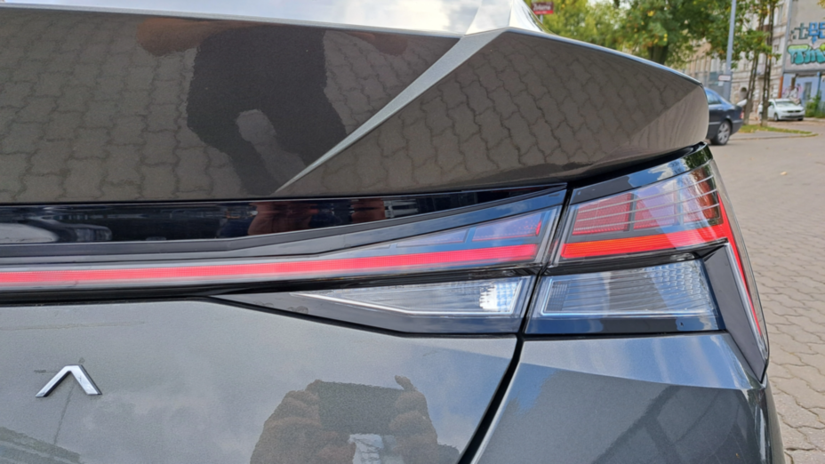 HYUNDAI Elantra Elantra 1.6 Smart CVT