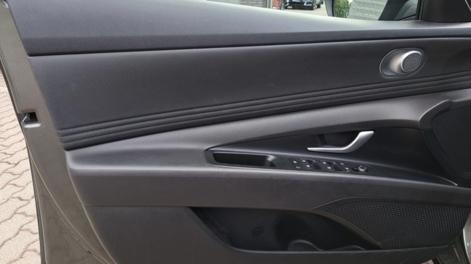 HYUNDAI Elantra Elantra 1.6 Smart CVT