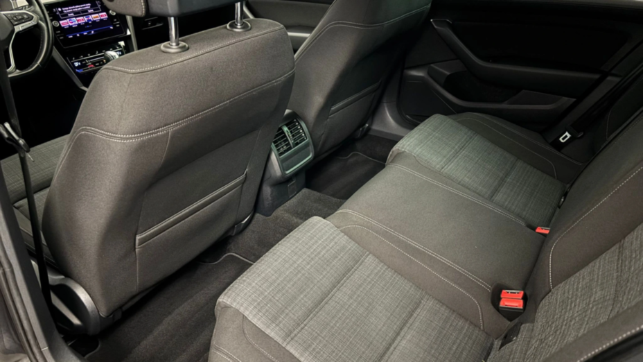 VOLKSWAGEN Passat Passat 2.0 TDI EVO Business DSG