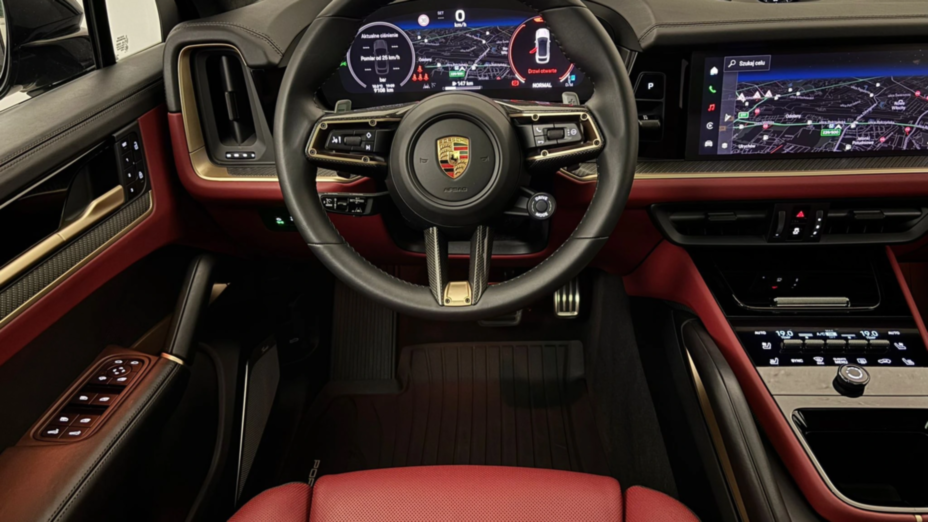 PORSCHE Cayenne Cayenne Coupe GTS