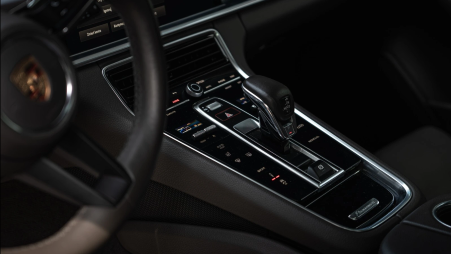 PORSCHE Panamera Panamera 4 Sport Turismo Platinum Edition