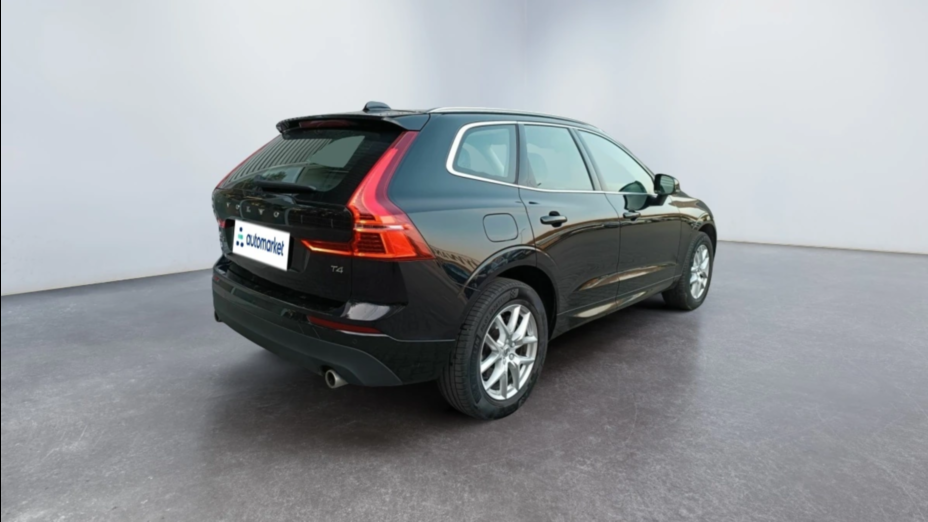 VOLVO XC60 XC60 T4 Momentum Pro aut