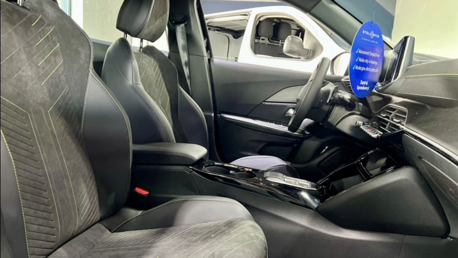 PEUGEOT 2008 2008 PureTech mHEV GT e-DCS6