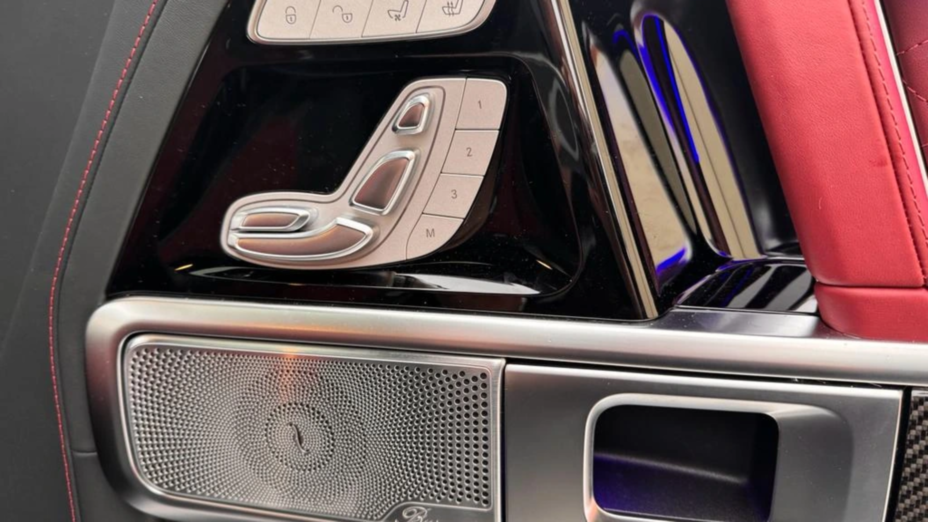 MERCEDES-BENZ Klasa G AMG G 63 4x4