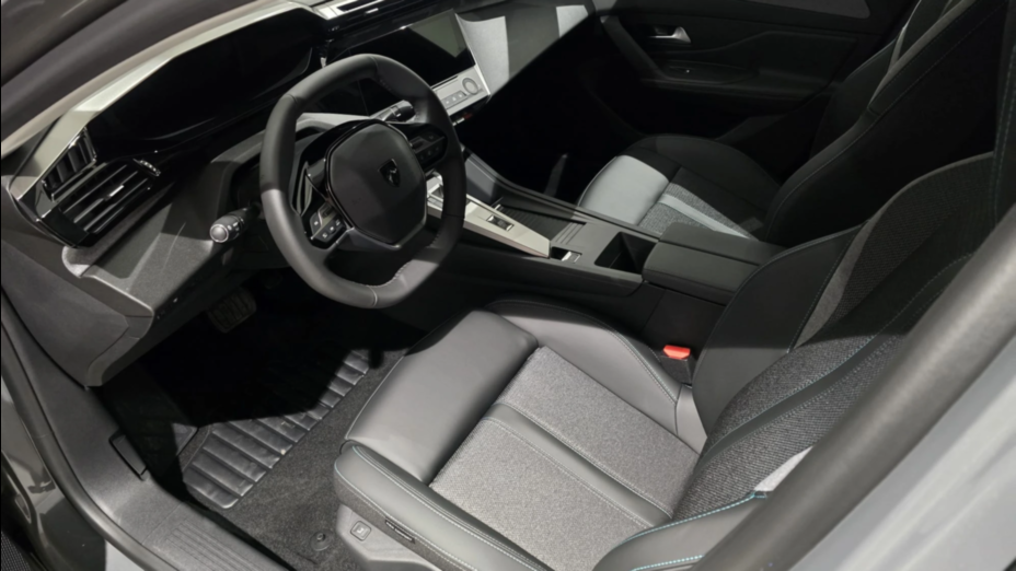 PEUGEOT 408 408 1.2 PureTech mHEV Allure S&S e-DSC6 Nowy