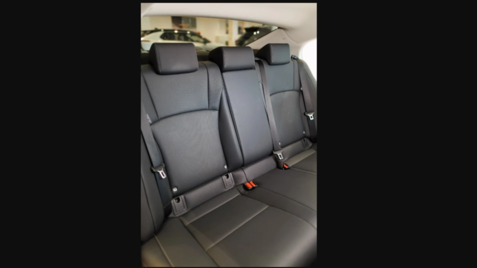 LEXUS ES ES 300h F Sport Design