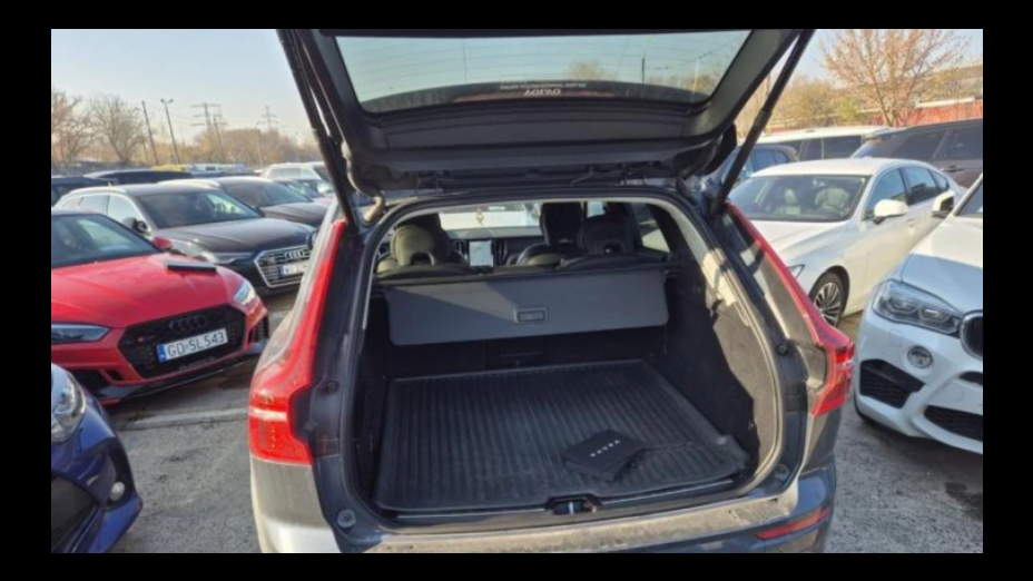 VOLVO XC60 XC60 B4 D AWD Plus Bright aut