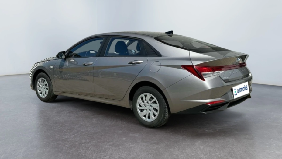 HYUNDAI Elantra Elantra 1.6 Classic Plus