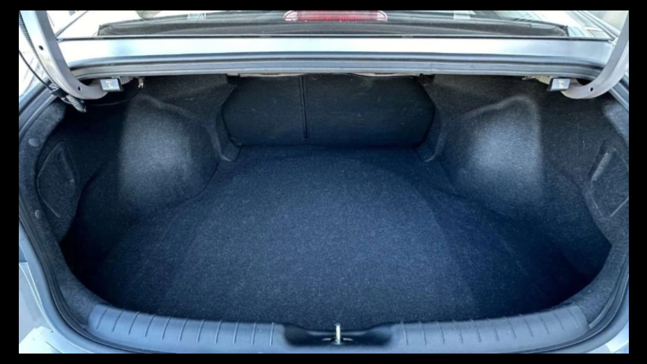 HYUNDAI Elantra Elantra 1.6 Classic Plus