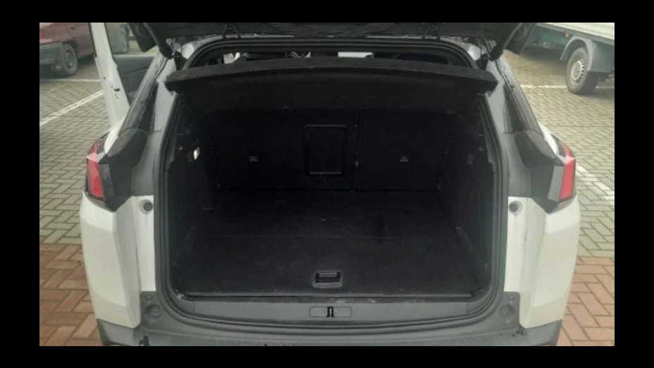 PEUGEOT 3008 3008 1.6 PureTech HYbrid4 GT S&S EAT8